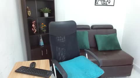 Charlie oconnor online show from 11, 1, 2025