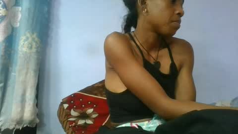 charlinah784575 online show from 13, 7, 2026