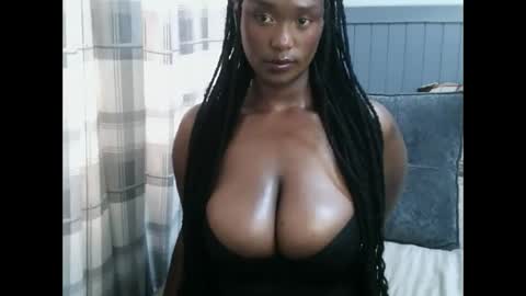 Snapshot of charllette chatting on 8, 5, 2026 charllette online show from 8, 5, 2026