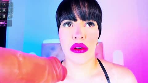 Charloott Evans online show from 21, 2, 2025