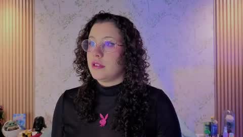 Snapshot of charlote__miller chatting on 29, 6, 2026 You honey online show from 29, 6, 2026