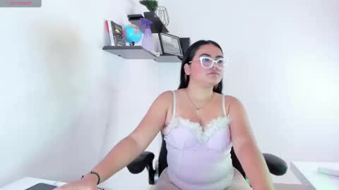 Charlotte online show from 21, 10, 2025