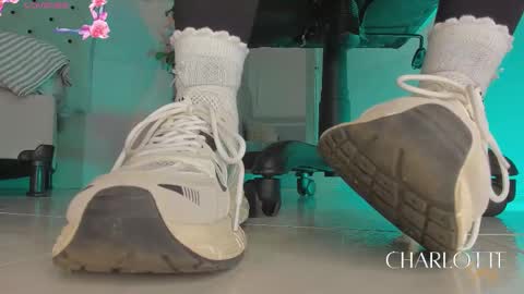 charlotte  grey online show from 17, 2, 2026