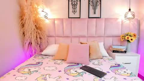 Daniela online show from 5, 2, 2026