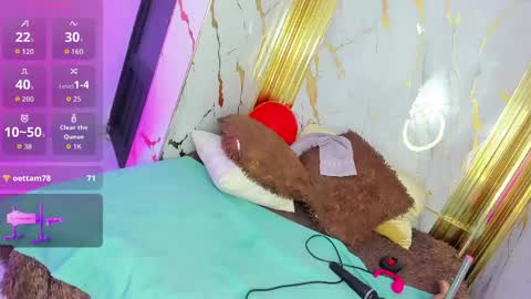 charlotte__milf online show from 15, 4, 2026