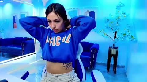 Snapshot of charlotte_etthan chatting on 13, 9, 2025 Charlotte online show from 13, 9, 2025