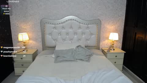 Snapshot of charlotte_gonsalez chatting on 1, 12, 2024 Charlotte online show from 1, 12, 2024