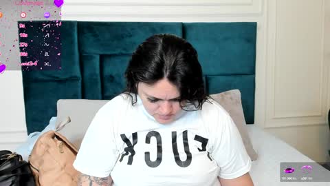Snapshot of charlotte_mayers chatting on 31, 12, 2024 Charlotte Mayers online show from 31, 12, 2024