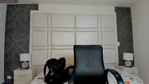 Charlotte  Everyday From 0700 to 1300 Col Time online show from 18, 3, 2026