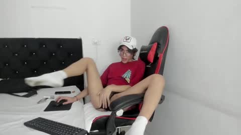 charlotte_xc online show from 14, 2, 2025