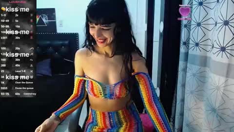 Snapshot of charlotteblue117 chatting on 19, 10, 2025 charlotte online show from 19, 10, 2025