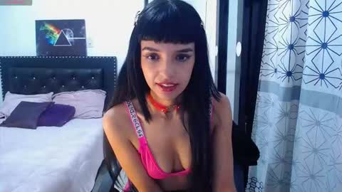 Snapshot of charlotteblue117 chatting on 14, 11, 2025 charlotte online show from 14, 11, 2025