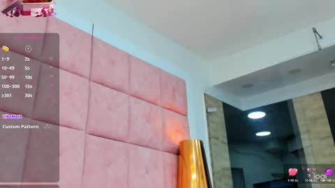 Snapshot of charlottee17 chatting on 14, 2, 2025 ANDRE online show from 14, 2, 2025