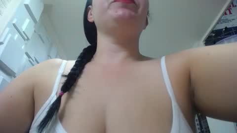 Charlotte  Schmidt online show from 17, 9, 2025