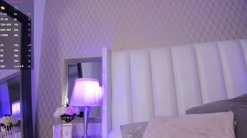 Snapshot of charlottreid chatting on 8, 1, 2025 Charlot Treid online show from 8, 1, 2025