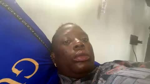 charmingaura22 online show from 19, 4, 2026