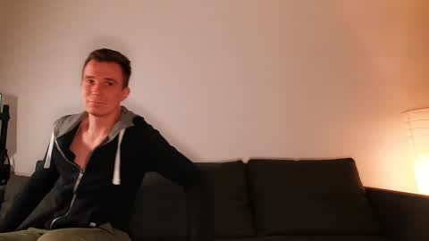 Chasing Rabbit online show from 15, 9, 2025