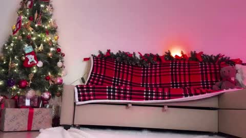 JASMINE   usually going live about 2 am UTC  online show from 7, 1, 2025