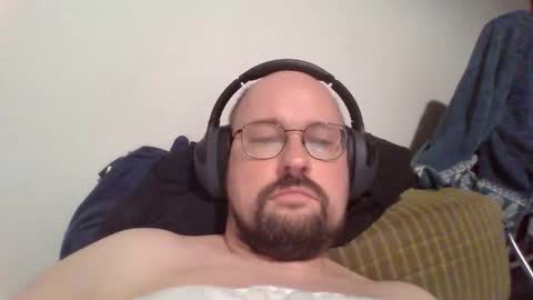Mickel online show from 11, 10, 2025