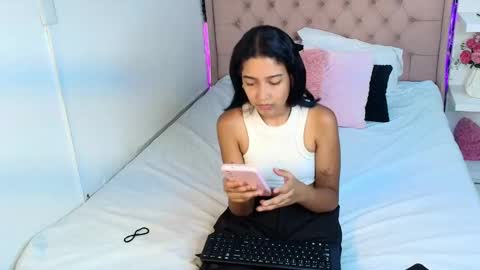 Snapshot of cheerry_moon chatting on 20, 2, 2026 cheerry_moon online show from 20, 2, 2026