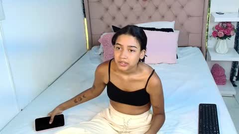 Snapshot of cheerry_moon chatting on 25, 2, 2026 cheerry_moon online show from 25, 2, 2026