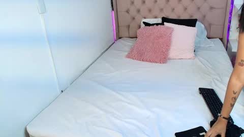 Snapshot of cheerry_moon chatting on 2, 3, 2026 cheerry_moon online show from 2, 3, 2026