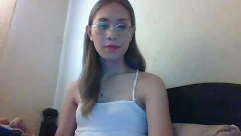 Snapshot of chelly4u69 chatting on 24, 2, 2025 chelly4u69 online show from 24, 2, 2025