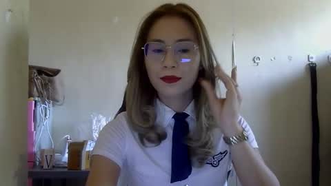 Snapshot of chelly4u69 chatting on 22, 9, 2025 chelly4u69 online show from 22, 9, 2025