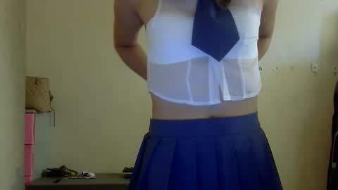 Snapshot of chelly4u69 chatting on 17, 10, 2025 chelly4u69 online show from 17, 10, 2025