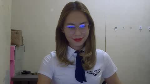 Snapshot of chelly4u69 chatting on 18, 10, 2025 chelly4u69 online show from 18, 10, 2025