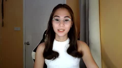 chelly4u69 online show from 25, 2, 2026