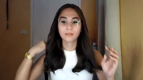 chelly4u69 online show from 5, 4, 2026