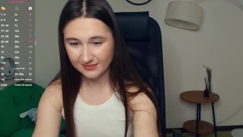 chelsiecleal online show from 13, 2, 2026