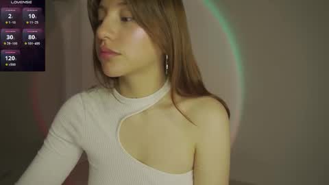 Holly online show from 28, 9, 2025