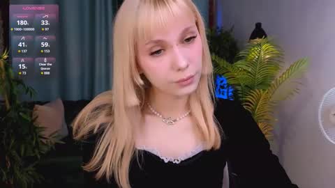 Snapshot of cherry_bitter chatting on 22, 9, 2025 Cherry baby online show from 22, 9, 2025