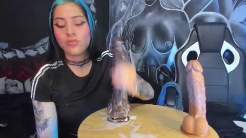 cherry jenklins87 online show from 28, 3, 2026