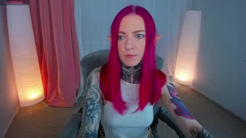 Snapshot of cherry_roxy chatting on 21, 2, 2025 Roxy online show from 21, 2, 2025