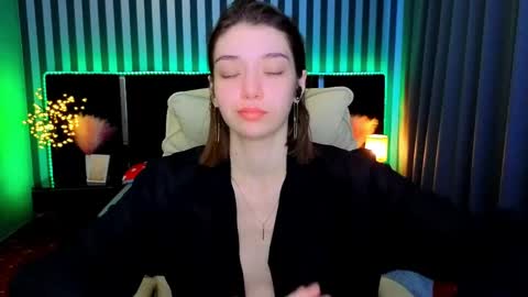 Cherry Wipe online show from 16, 4, 2026