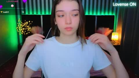 Snapshot of cherry_wipe chatting on 27, 5, 2026 Cherry Wipe online show from 27, 5, 2026