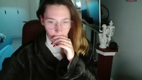 Leonie online show from 2, 4, 2026