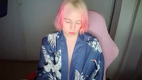 cherrybaby_0 online show from 25, 5, 2026