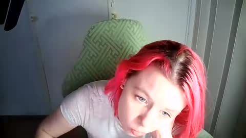 Snapshot of cherrybaby_0 chatting on 22, 7, 2026 cherrybaby_0 online show from 22, 7, 2026