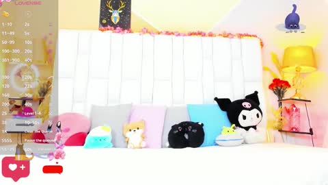 Snapshot of cherryboom23 chatting on 4, 12, 2025 Samy Perez online show from 4, 12, 2025