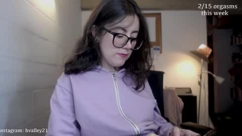 Sarah Prez online show from 16, 11, 2025