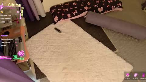 Snapshot of cherrycreme chatting on 16, 10, 2025 Cherry online show from 16, 10, 2025
