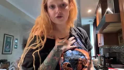 Snapshot of cherrykitten11 chatting on 27, 2, 2026 cherrykitten11 online show from 27, 2, 2026