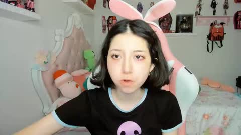 Snapshot of cherrymafer666 chatting on 27, 9, 2025 cherrycute666 online show from 27, 9, 2025