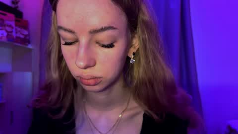 Evie online show from 5, 12, 2025