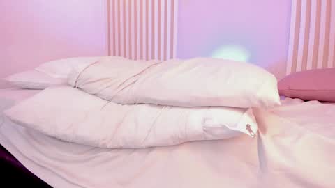 Cherry online show from 28, 1, 2025