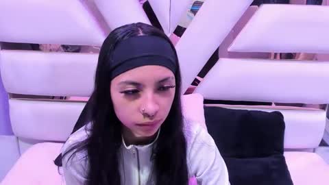 cherrysweetl_ online show from 2, 6, 2026